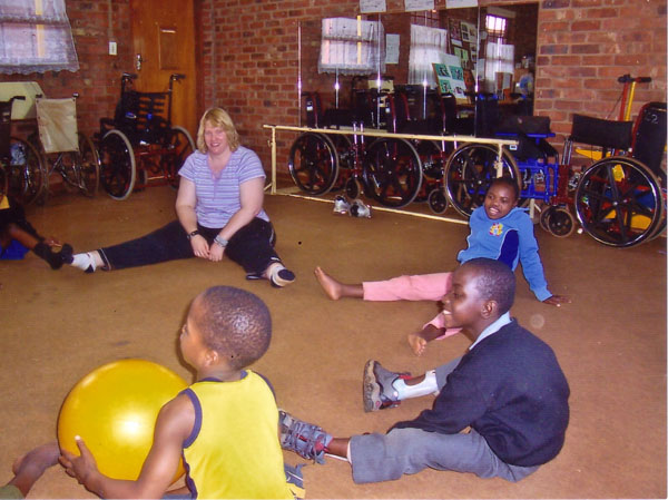 Volunteers working at Tshiridzini Special School, 2004	